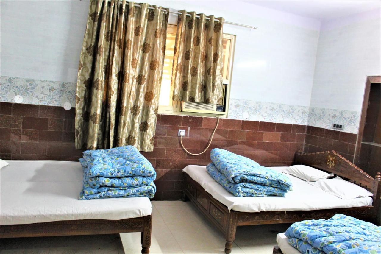 Central Guest House , Walk In Dargah & Markaz Nowe Delhi Zewnętrze zdjęcie